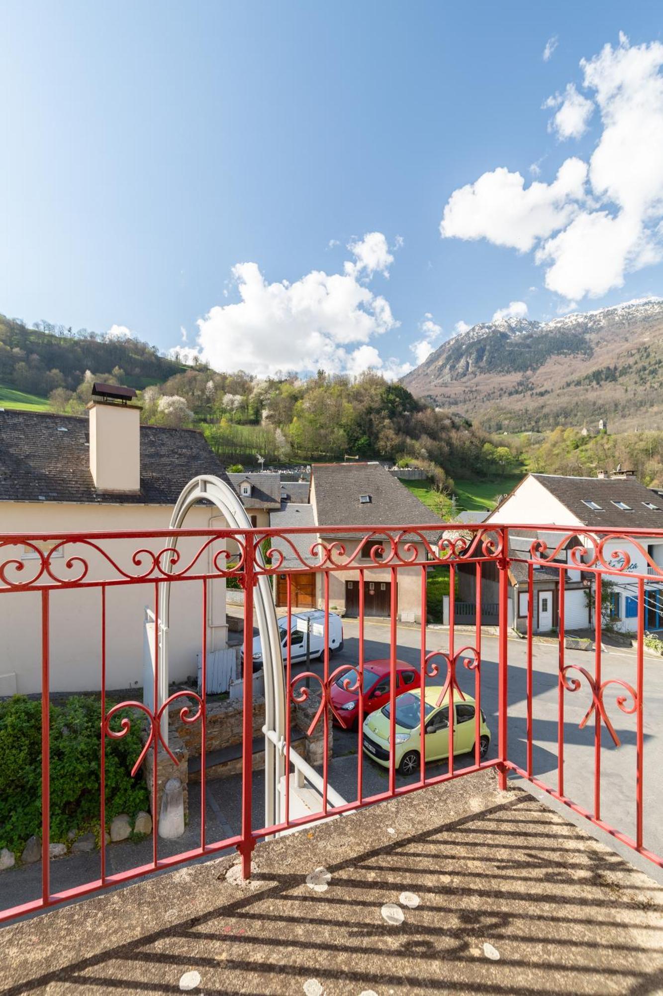 La Petite Maison Des Montagnes Luz-Saint-Sauveur Exteriör bild